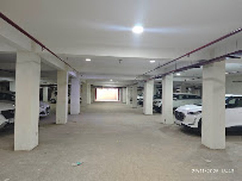 Basement parking area for pilgrims at Shri Shiv Krishna Dham, Vrindavan